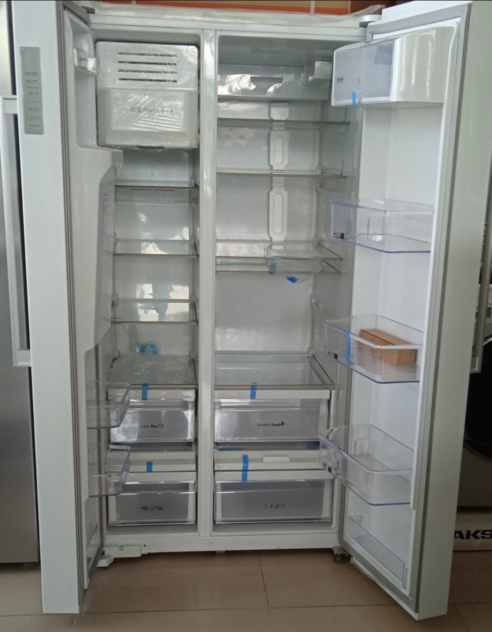 کندی یخچال فریزر ساید بای ساید مدل SCR-34 W(E1)